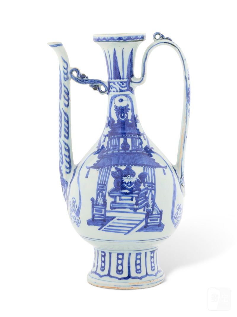 RARE VERSEUSE EN PORCELAINE BLEU BLANC À DÉCOR À LA FONTAINE MAGIQUE  CHINE, DYNASTIE MING, ÉPOQUE JIAJING (1522-1566)